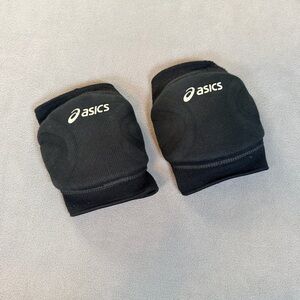 ASICS Black Multi- Sport/Wrestling/Volleyball Knee Pads